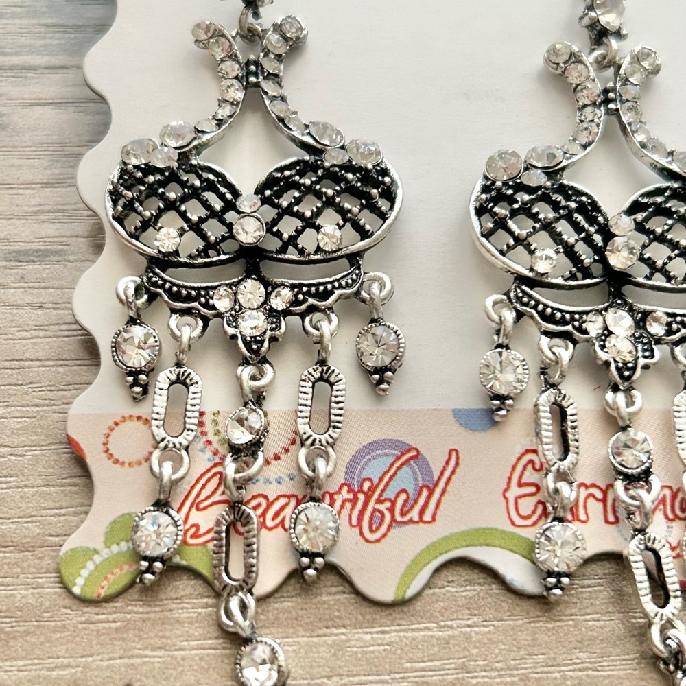 NWT Fiona Clear Rhinestone Chandelier Drop Earrings - Picture 4 of 5